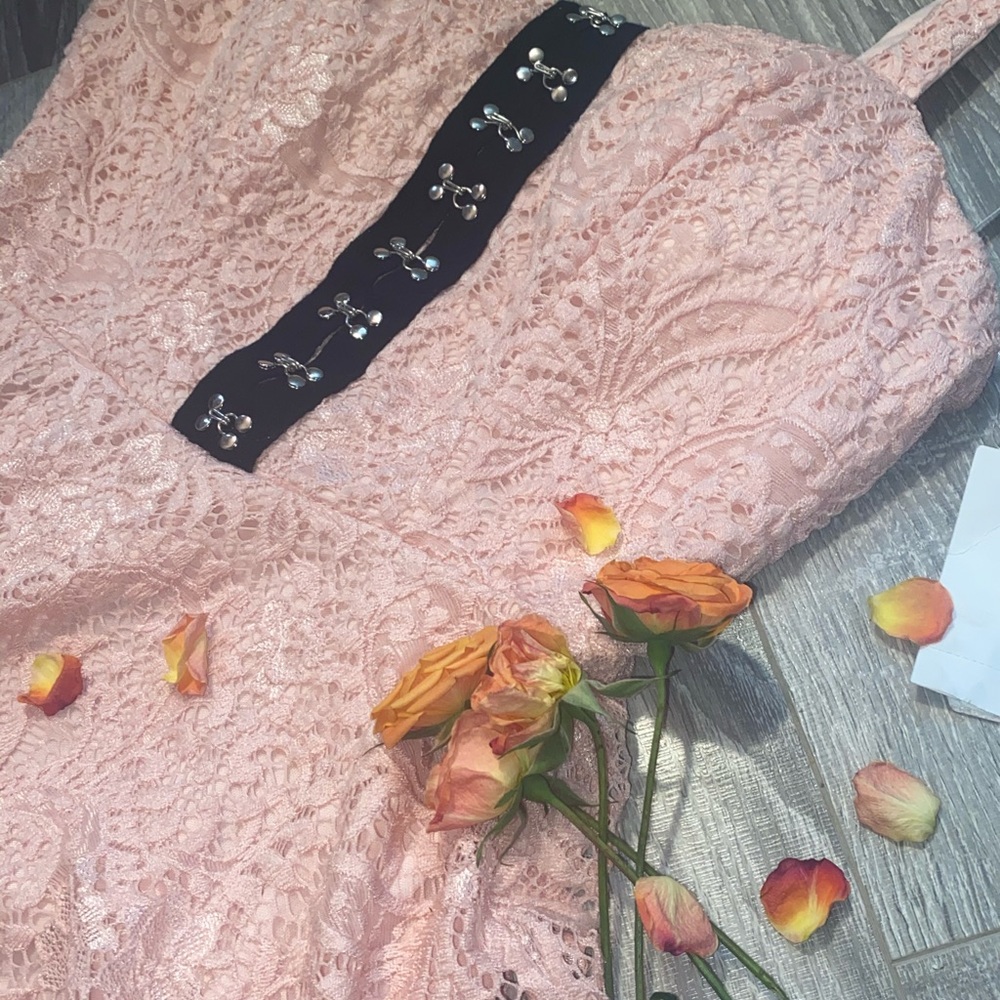 B. Darlin short pink dress b